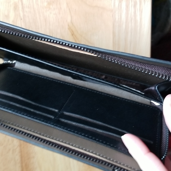 One Punch Man wristlet wallet - Picture 7 of 7